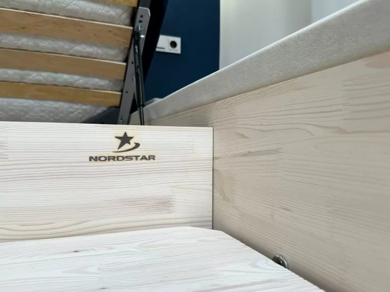 Кровать Ирва Фелини Бежевая в интерьере - 3