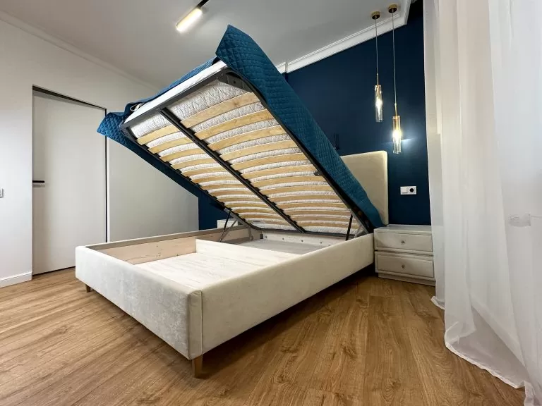 Кровать Ирва Фелини Бежевая в интерьере - 6