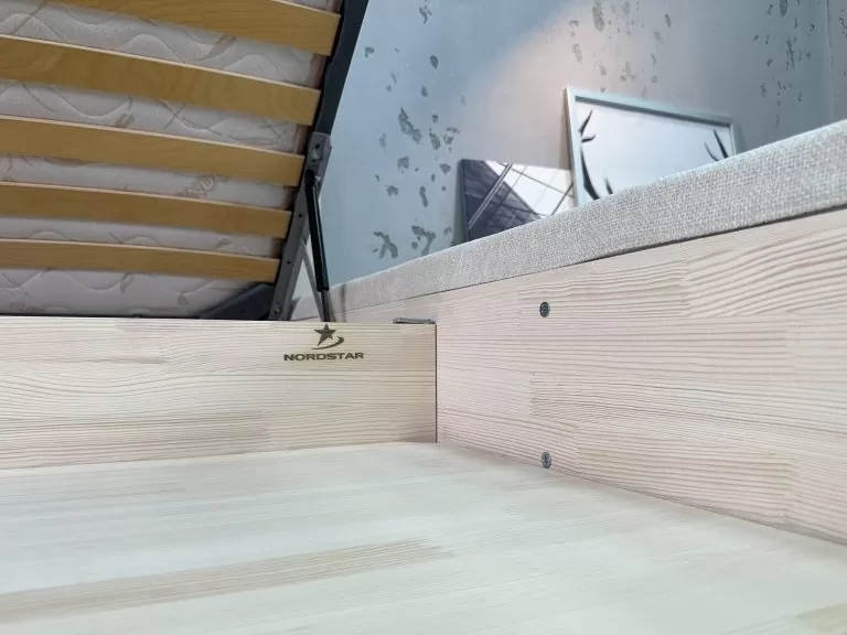 Кровать Гудено бежевая в интерьере - 7