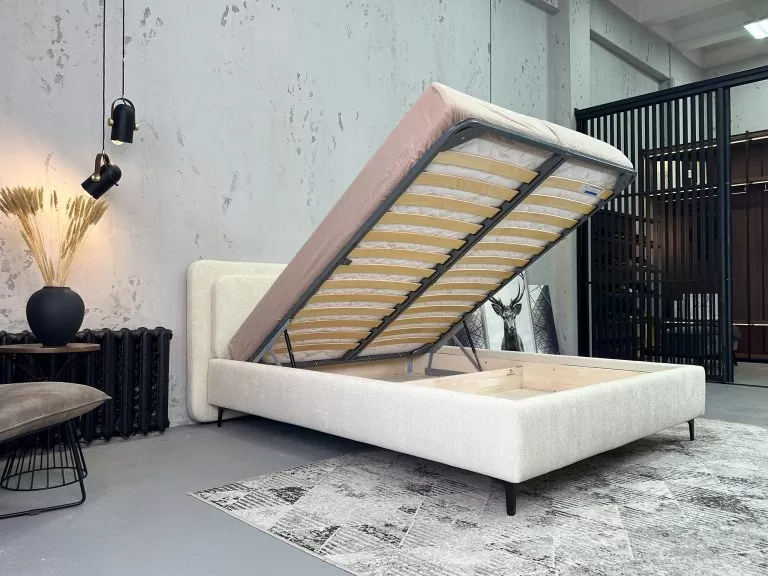 Кровать Гудено бежевая в интерьере - 11