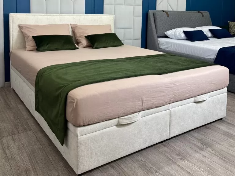 Кровать Намсен Фабрик крем в интерьере - 5